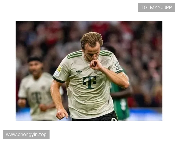 拜仁前22轮进82球 冲击德甲百球纪录